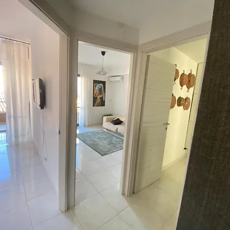 Daire Adinhome Acicastello *