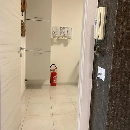 Adinhome Acicastello Daire *